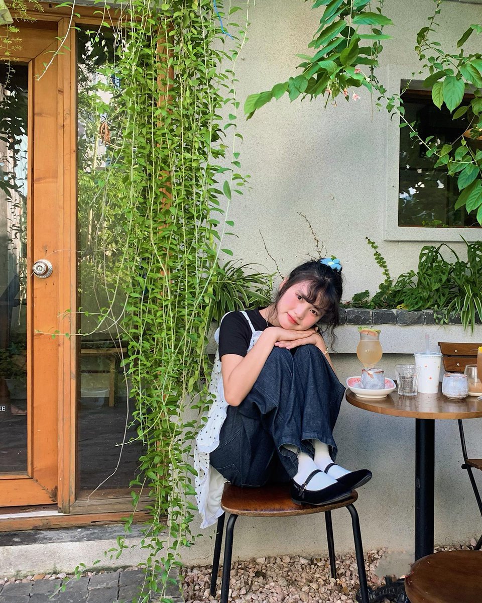 salshabisaa adriani tweet media