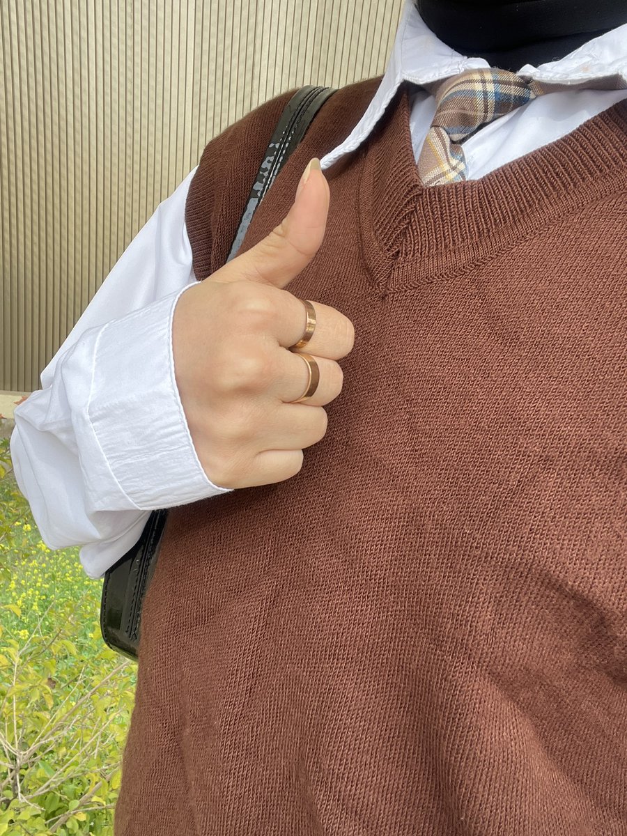 مَيف مو بخير tweet media