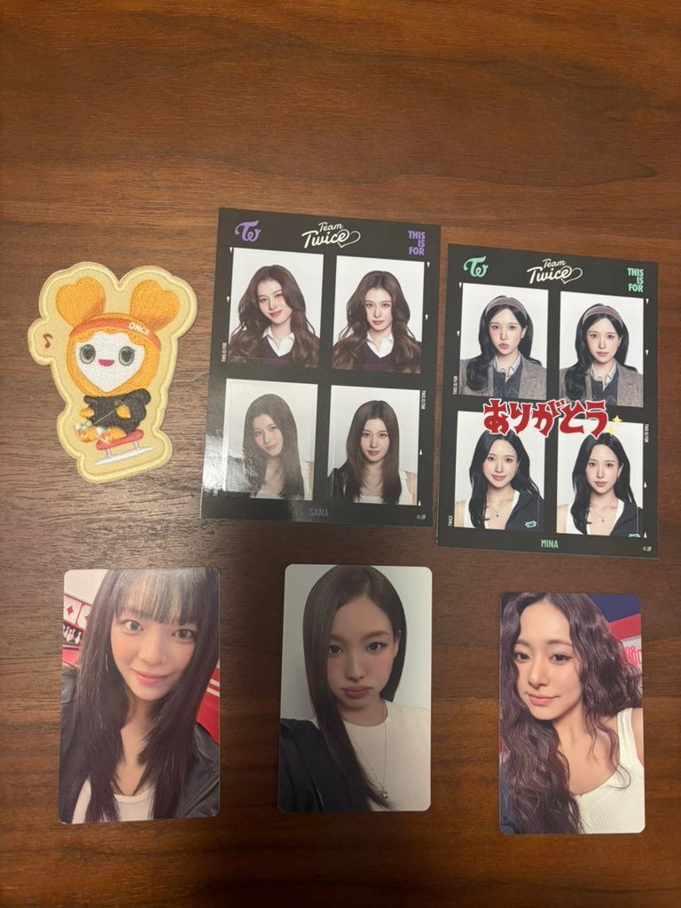 モモペン tweet media