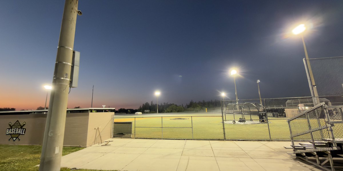 Joshua Sandel tweet media