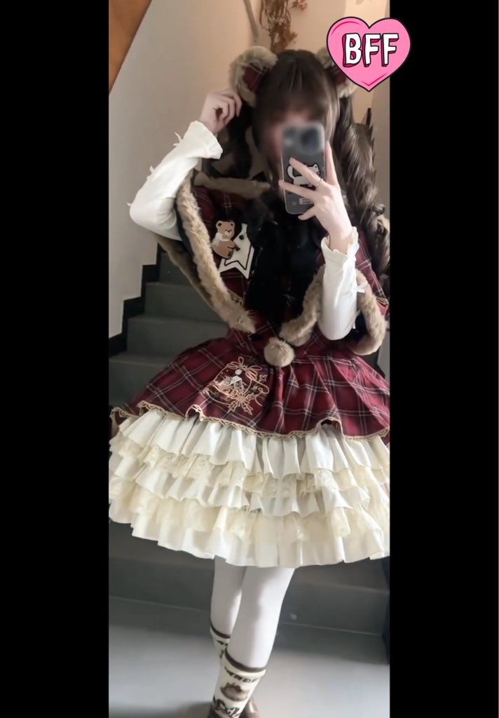 蜜桃啵啵融化你的心 tweet media