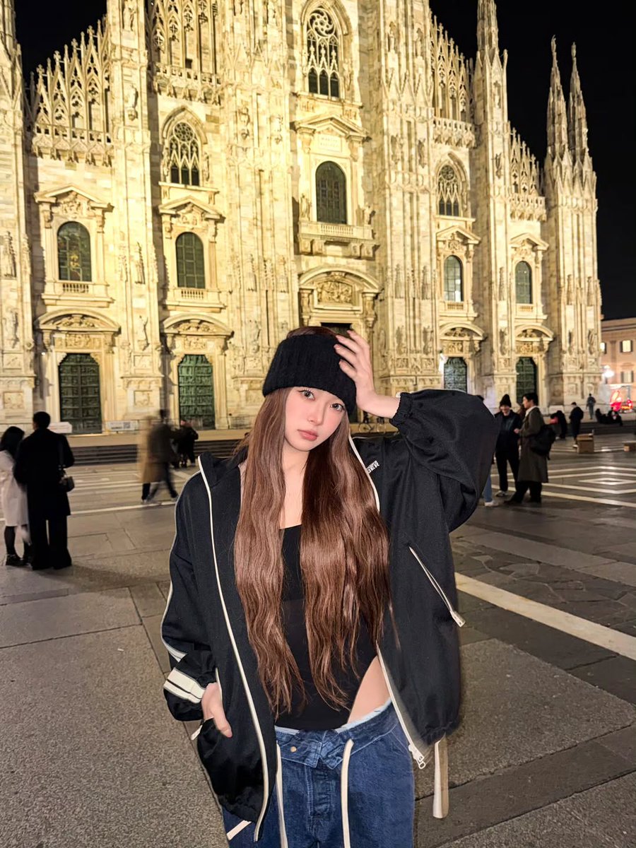 ♡ 홍은채. ୭ tweet media