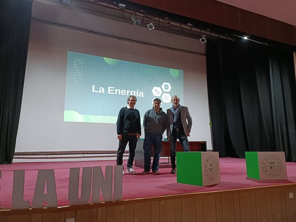 UNIVERSIDAD LABORAL tweet media