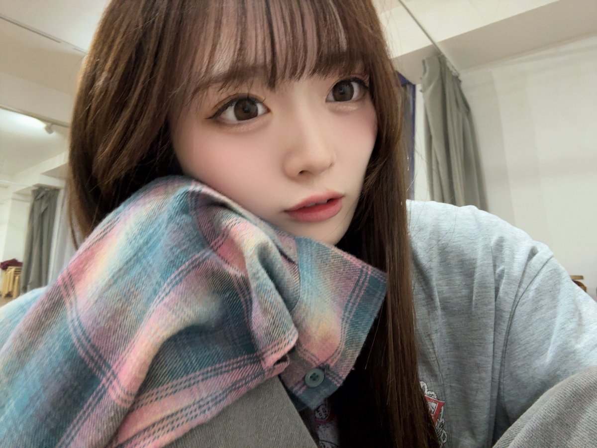 春瀬もも(衛星とカラテア) tweet media