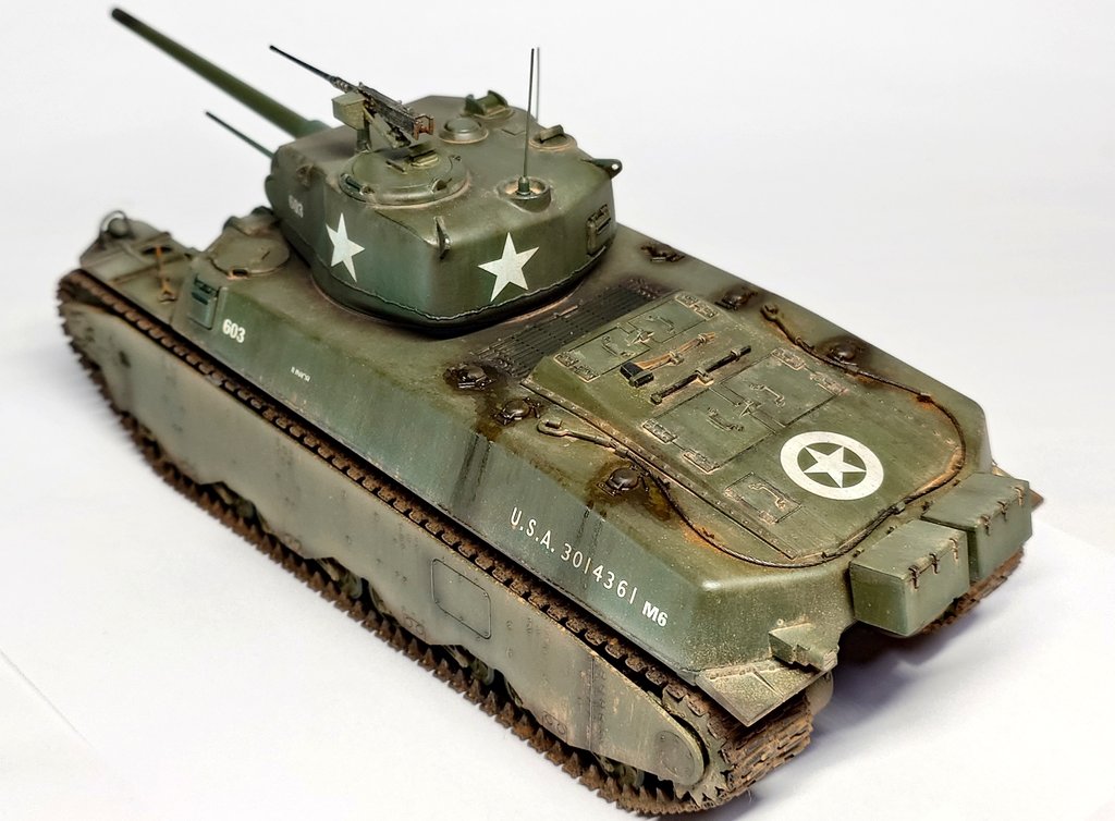 ドングリ tweet media