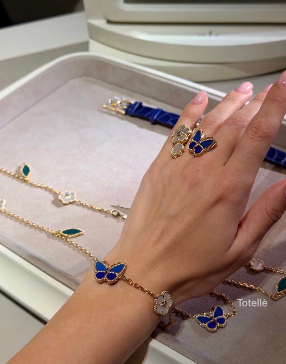 خديجة الحربي 💎 tweet media