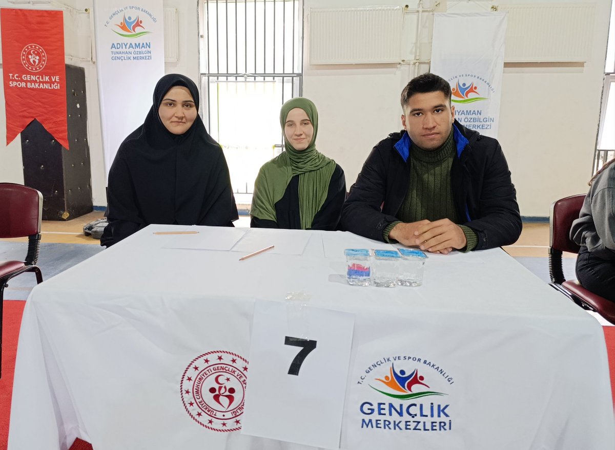 GSB_SamsatGM's tweet photo. #GençlerArasıKültürVeSanatYarışmaları.
📍Şiir ve bilgi yarışmaları kategorisinde  bizleri en güzel şekilde temsil eden gençlerimize, katılımları ve ortaya koydukları muhteşem performansları için gönülden teşekkür ediyoruz 👏
Başarılarınız daim olsun, sizlerle gurur duyuyoruz.🌟 https://t.co/9QPJ3vMZJ0