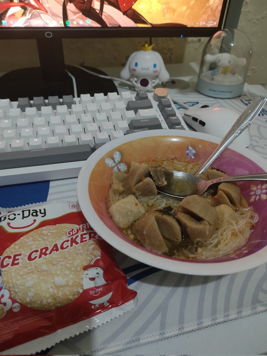 Suchasimps tweet media