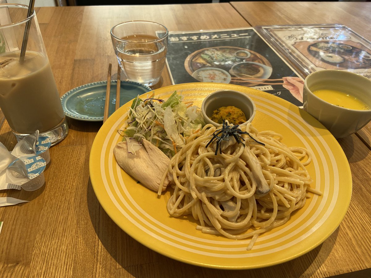 meg|3/22 ボトル2 tweet media