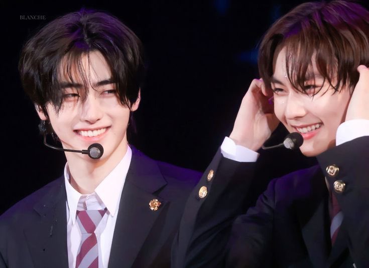 you’ll never not catch sunghoon looking at jungwon with such endearing eyes 🥹🤍