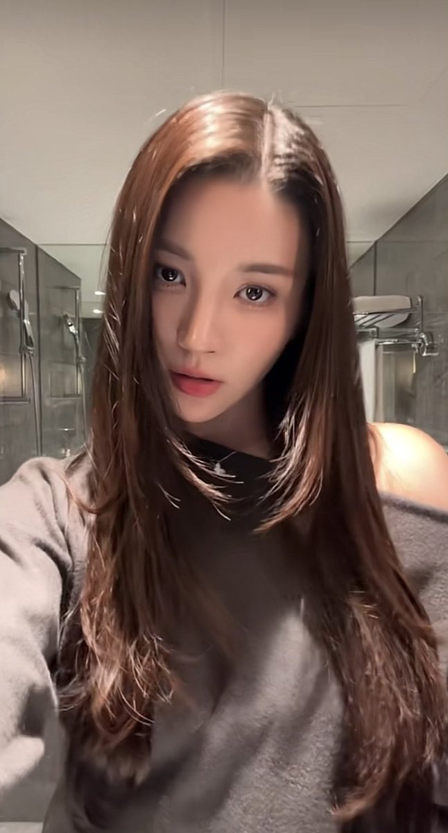 𝑳𝒚𝒅𝒅 tweet media