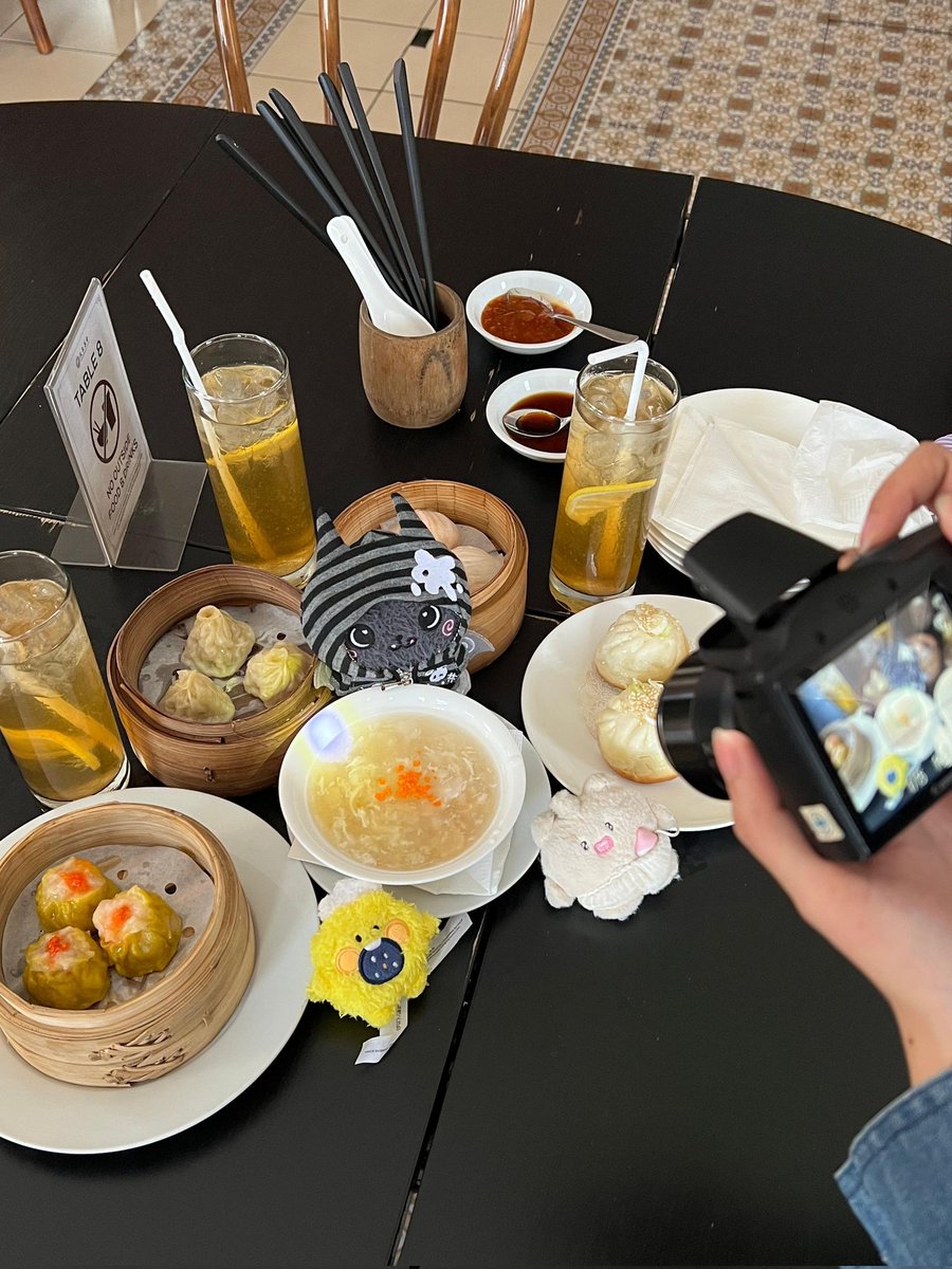 ⨾༊󠀺 tweet media