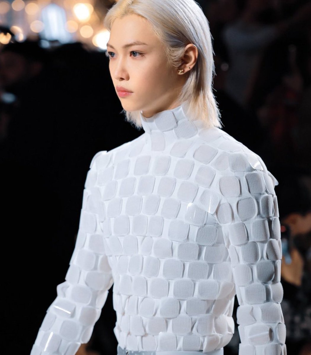 Felix Base tweet media