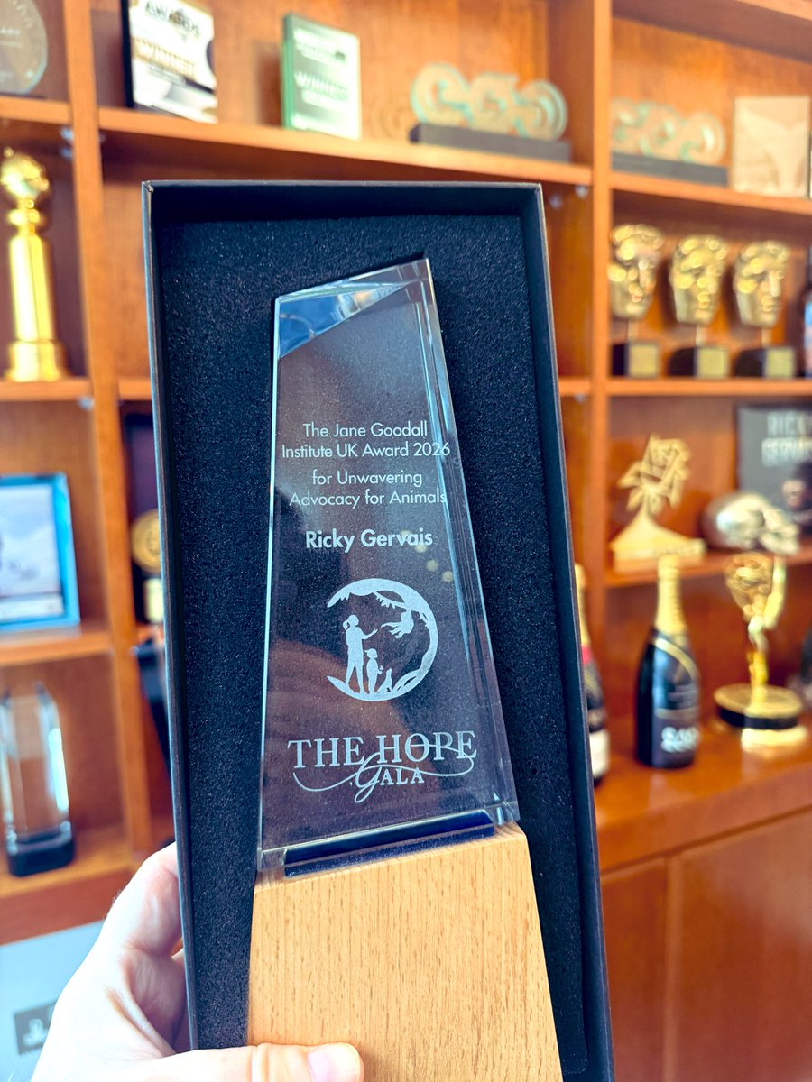 Ricky Gervais tweet media