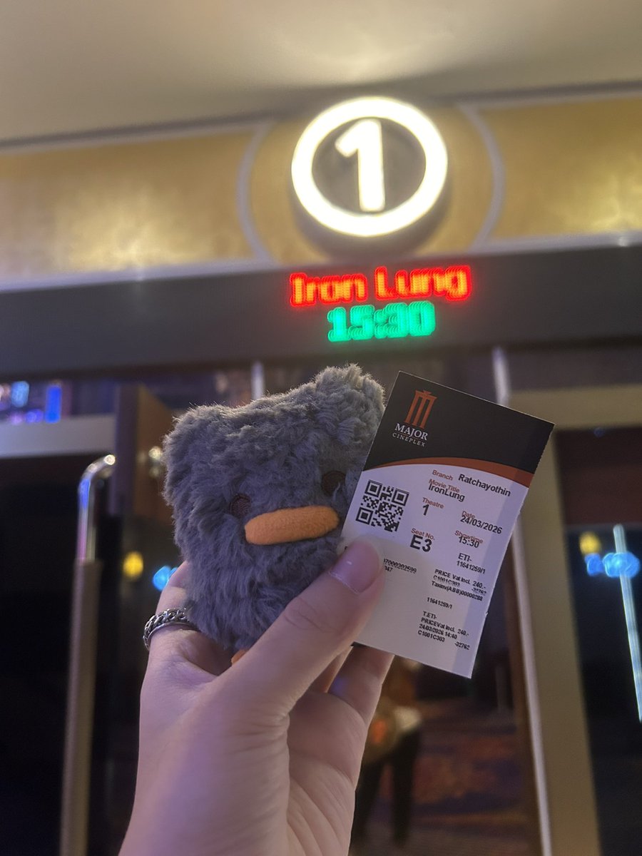 PimPichc tweet media