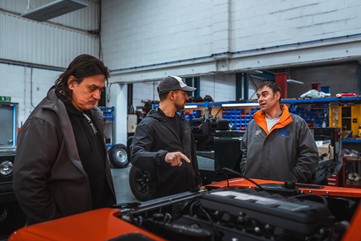 arkonikdefender's tweet image. Arkonik teams up with Electric Classic Cars to launch EV Defenders landrovermonthly.co.uk/articles/arkon… 
#LandRover #Electric #new 
@LRMonthly