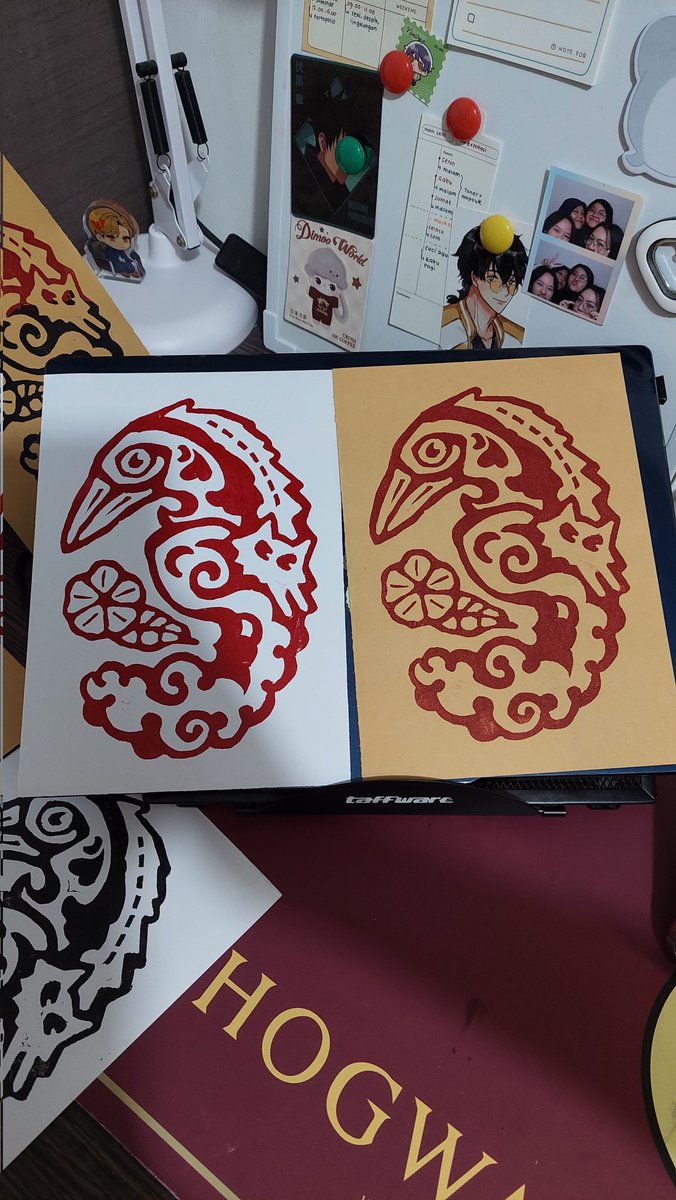 meowmousse's tweet image. Day 1 mencoba linograph 💕
#DIYCrafts #linograph