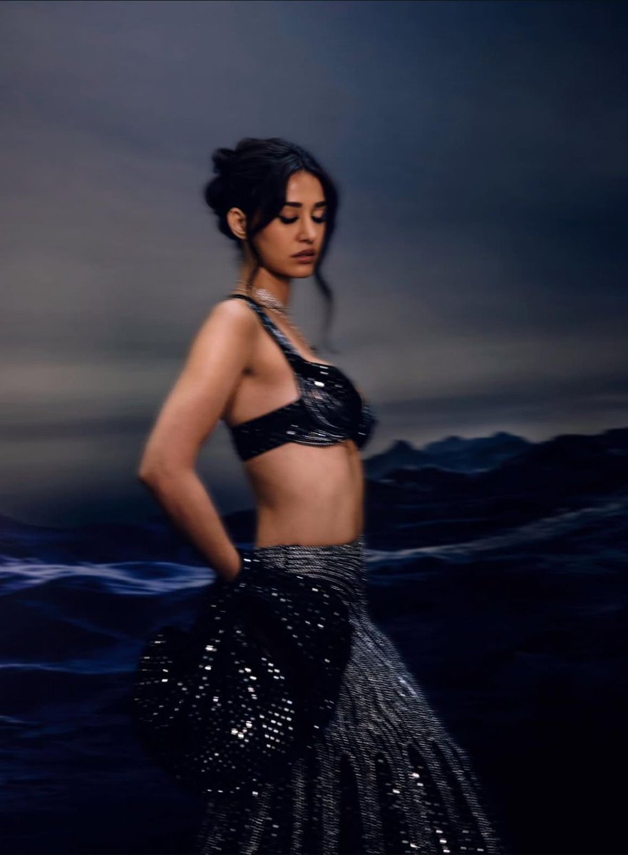 Disha Patani tweet media