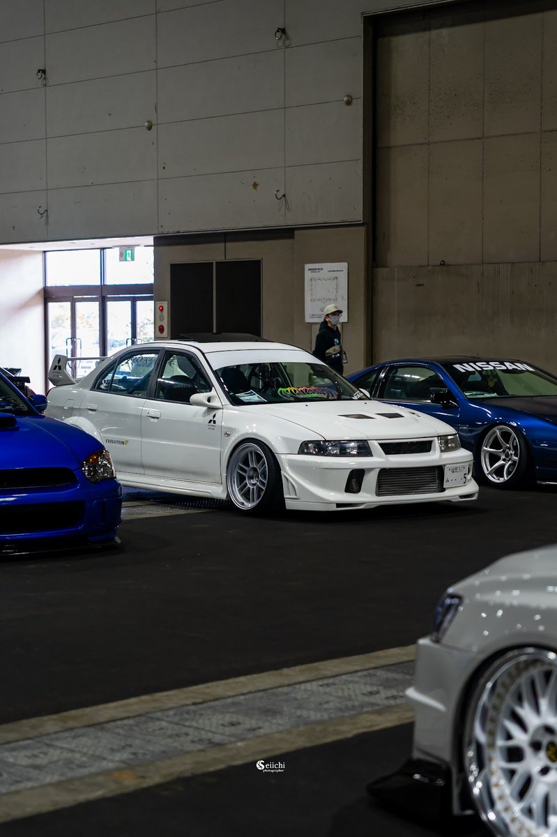 りりり tweet media