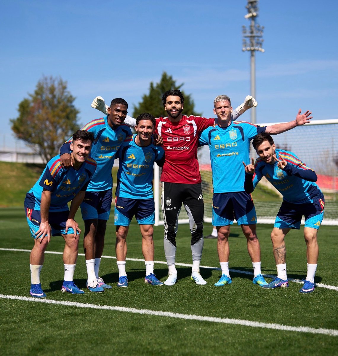 FCB World tweet media