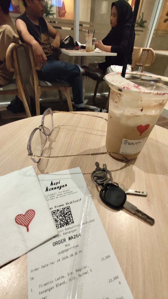 𝙅𝙚𝙚 tweet media