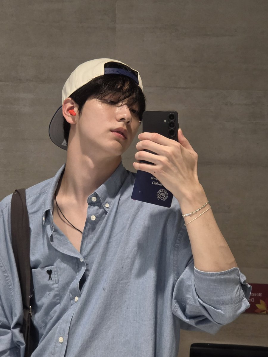 🧢🖤