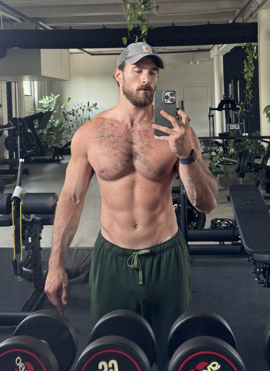 ᴘʟʟᴀᴢᴇʀ ⚡️ tweet media