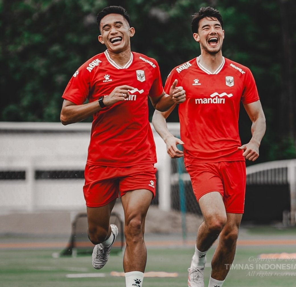 Penunggu Tribun tweet media