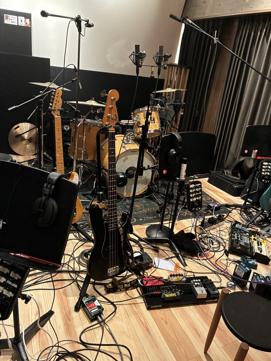 Dead By Inches tweet media