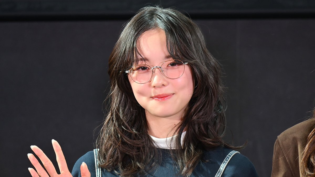 1st_Generation tweet media