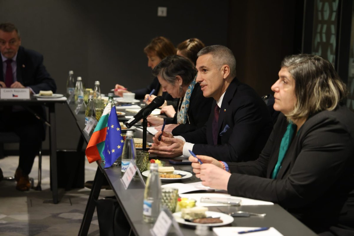 CyprusinBG's tweet photo. Within the framework of the @CY2026EU , we hosted today the Bulgarian Prime Minister, Mr. Andrey Gurov, who briefed EU Ambassadors on his Government's priorities towards the 19 April elections, as well as the Bulgarian positions during the last European Council.
#CY2026EU https://t.co/q7XExYd7Qe