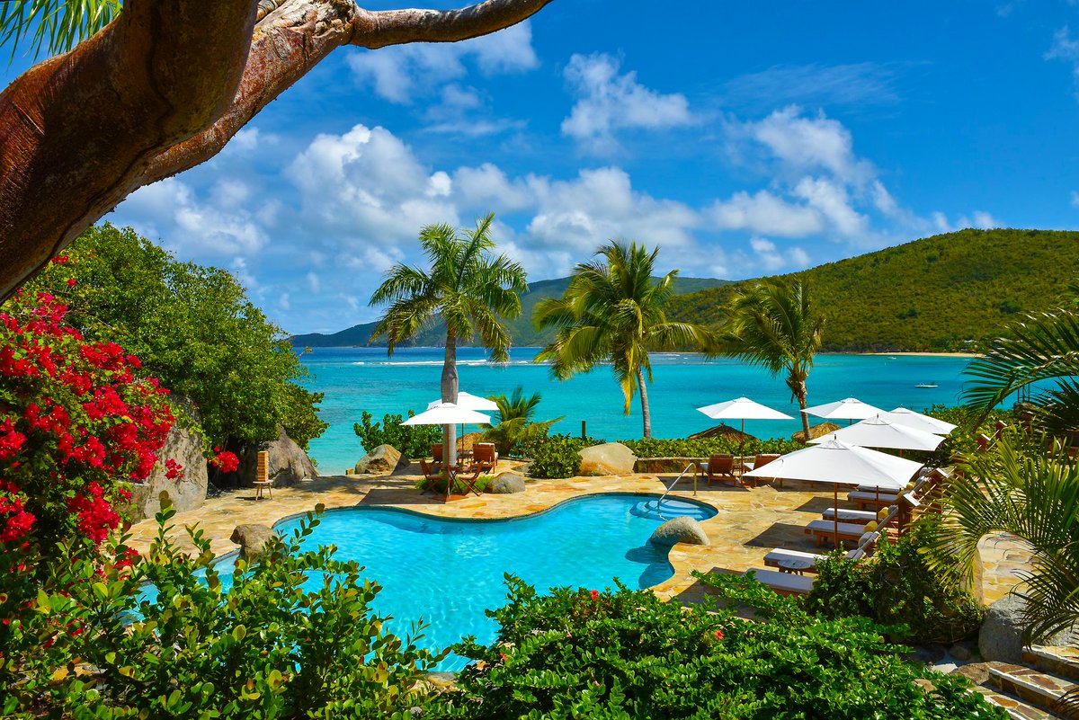IslandBirds1's tweet photo. Vacationing at Rosewood Little Dix Bay? You've already made one great decision, time to make another.

Don't waste your precious vacation time, fly Island Birds directly to Virgin Gorda!

Ready to make another great decision? It's time to call Island Birds. https://t.co/QRIJDCfgYI