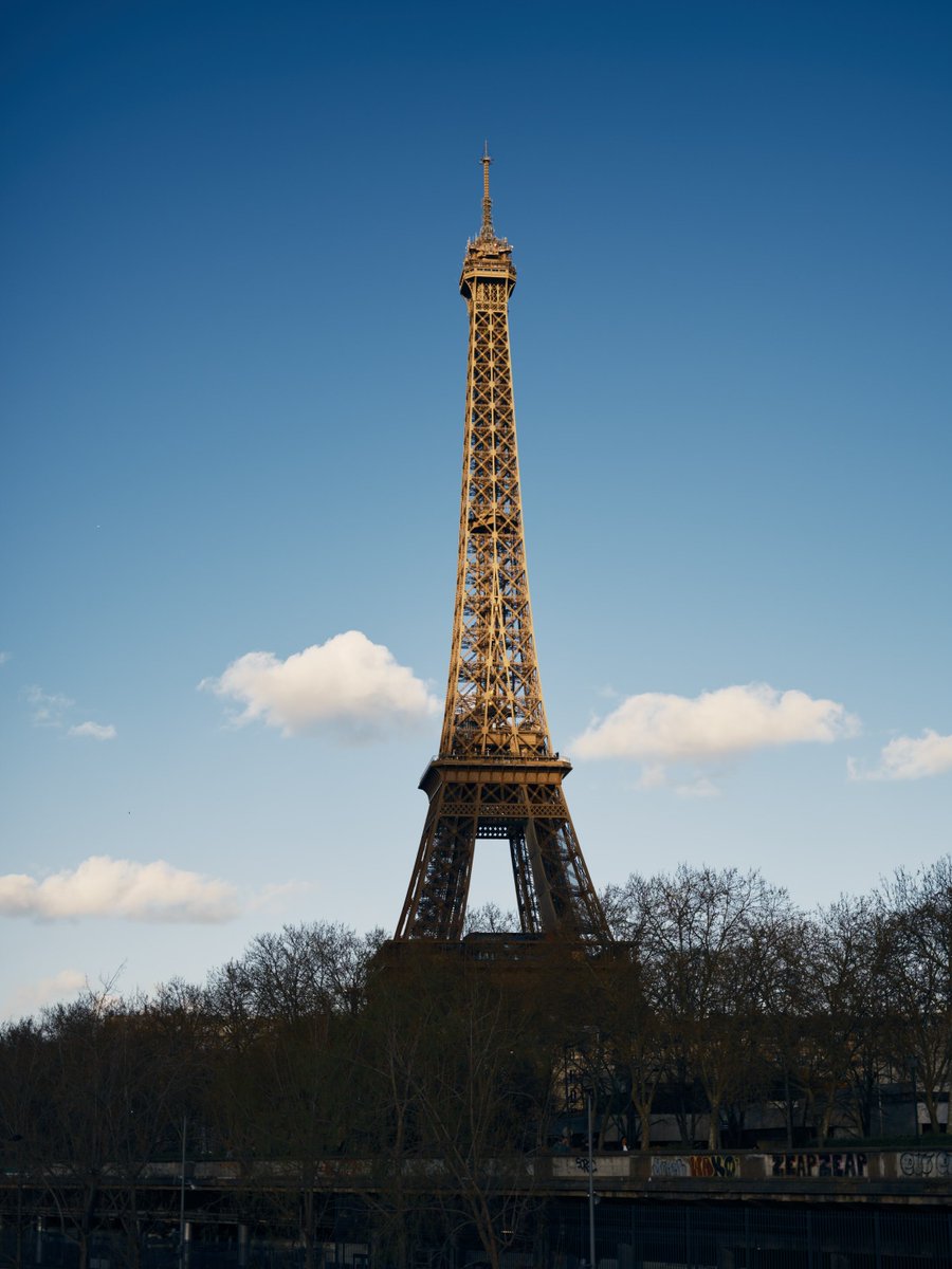 Maksim Gladkii tweet media