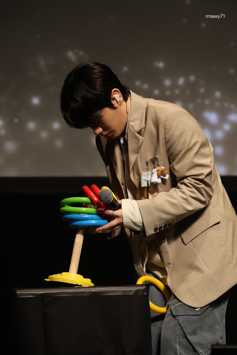 금나잇 tweet media