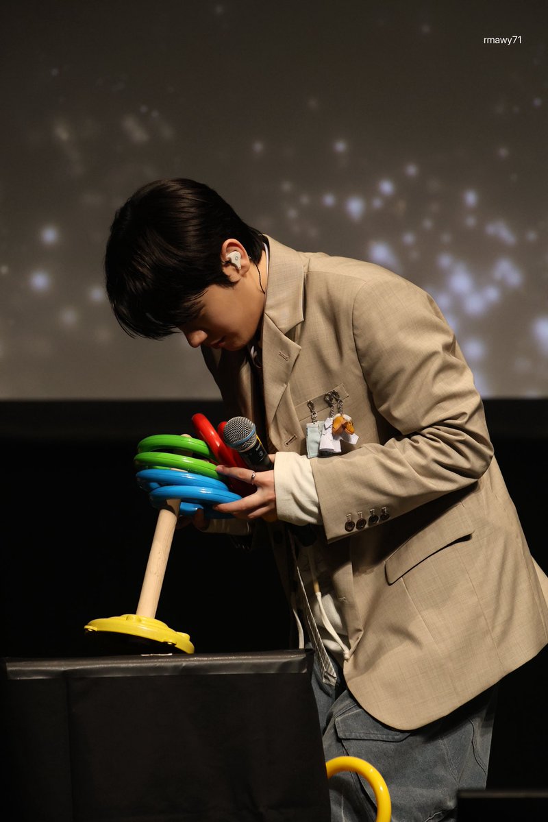 금나잇 tweet media