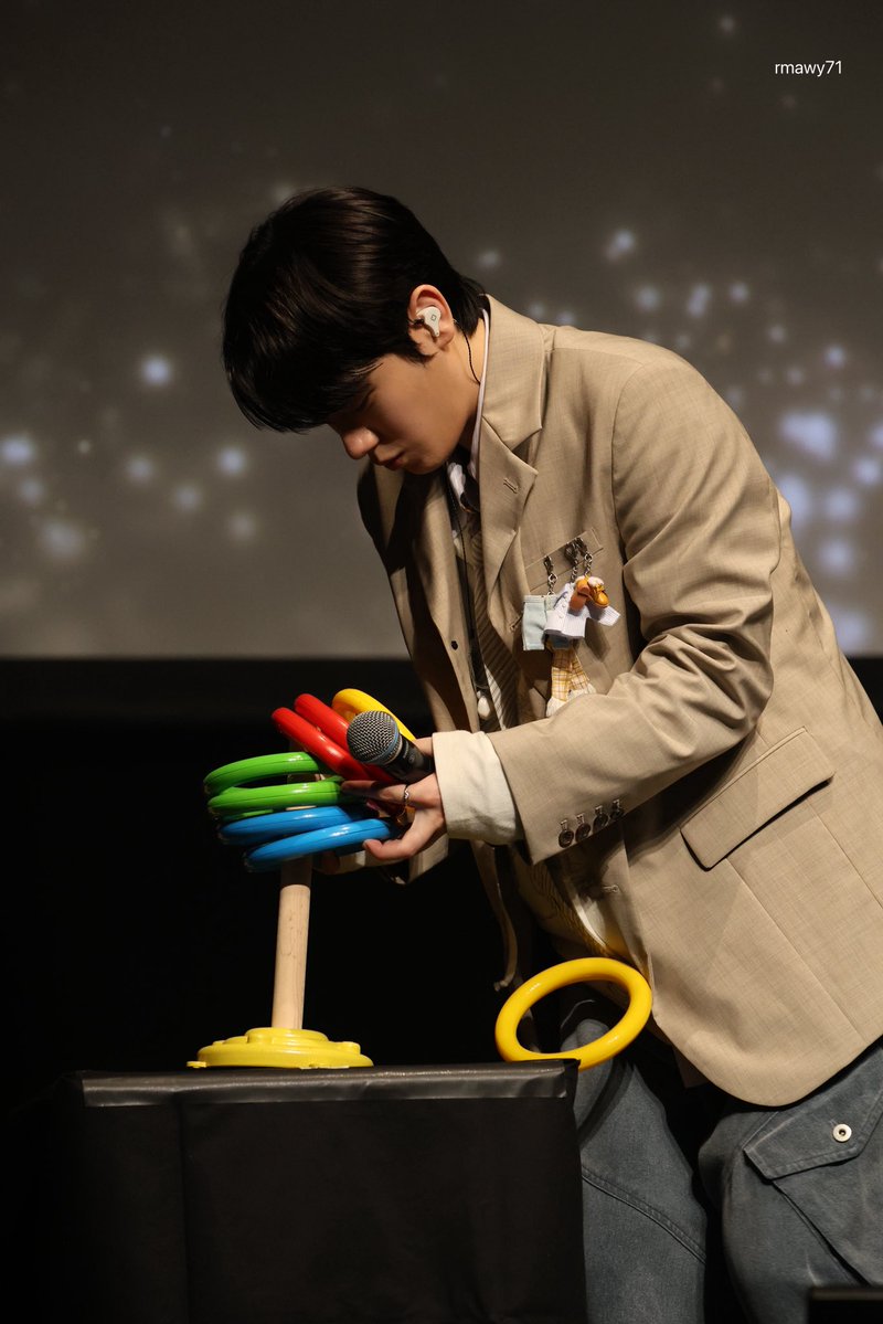 금나잇 tweet media