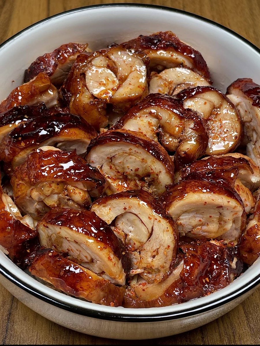 Inloveiam95@gmail.com tweet media