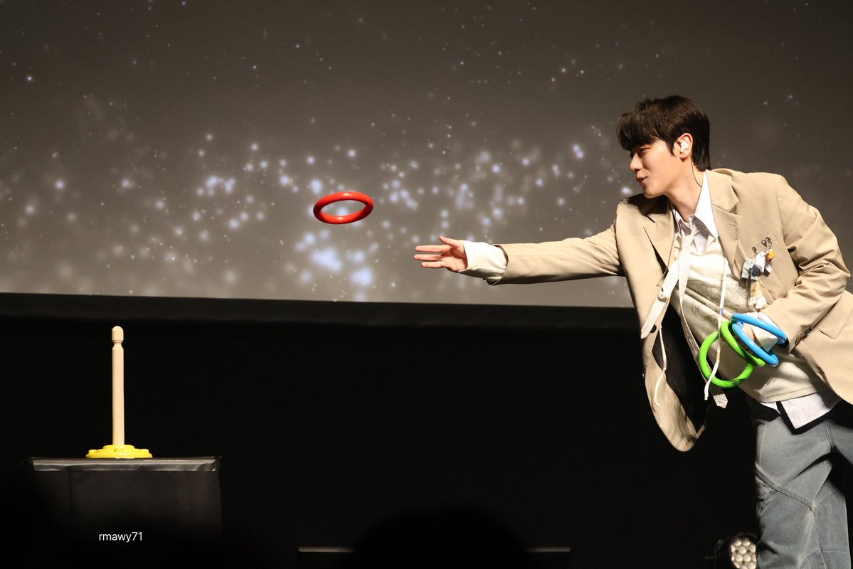 금나잇 tweet media