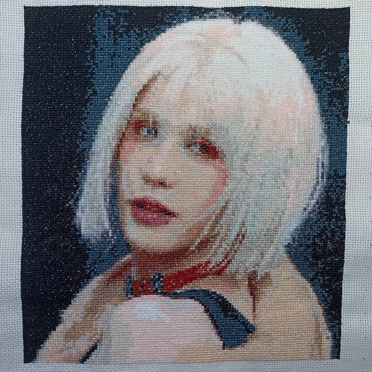 miira is seeing xlov in mnl‼️ tweet media