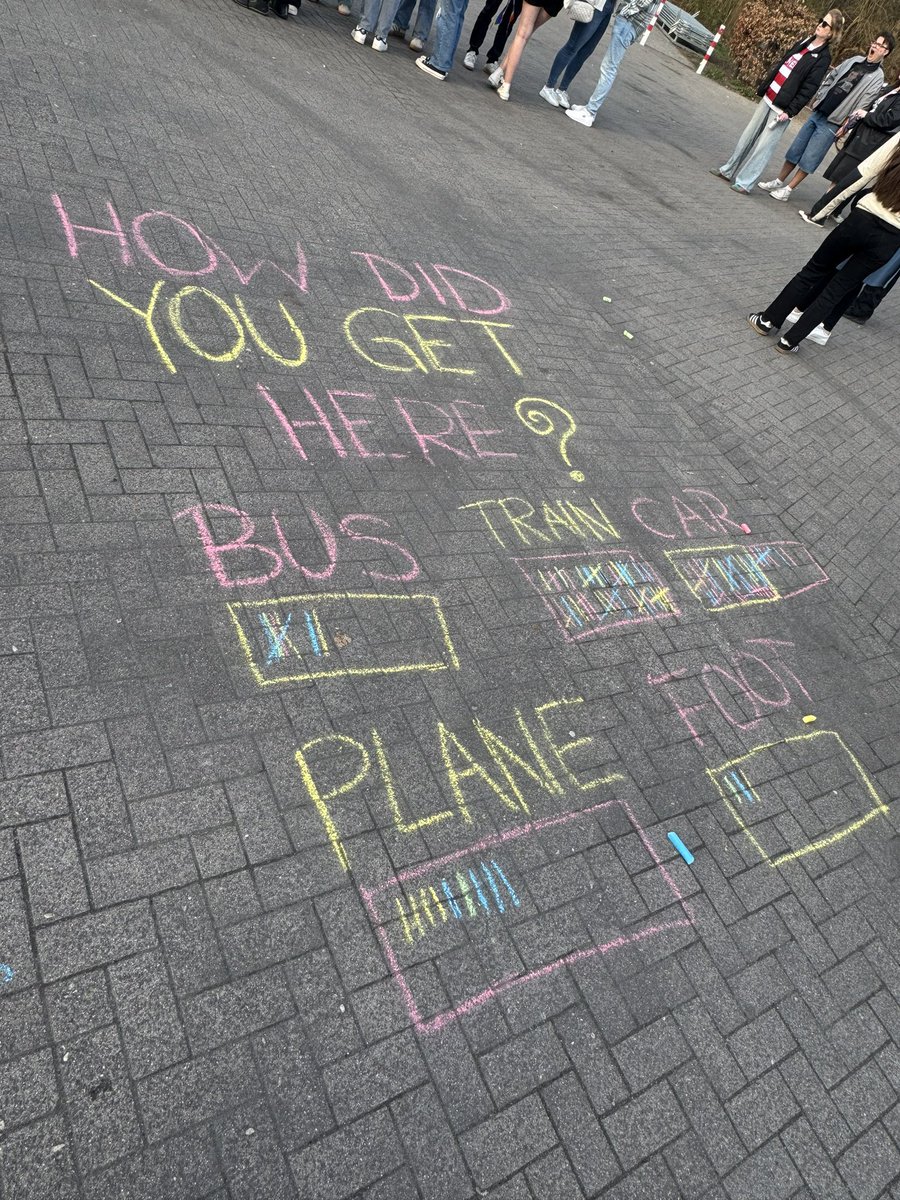 ໑̣ rue tweet media