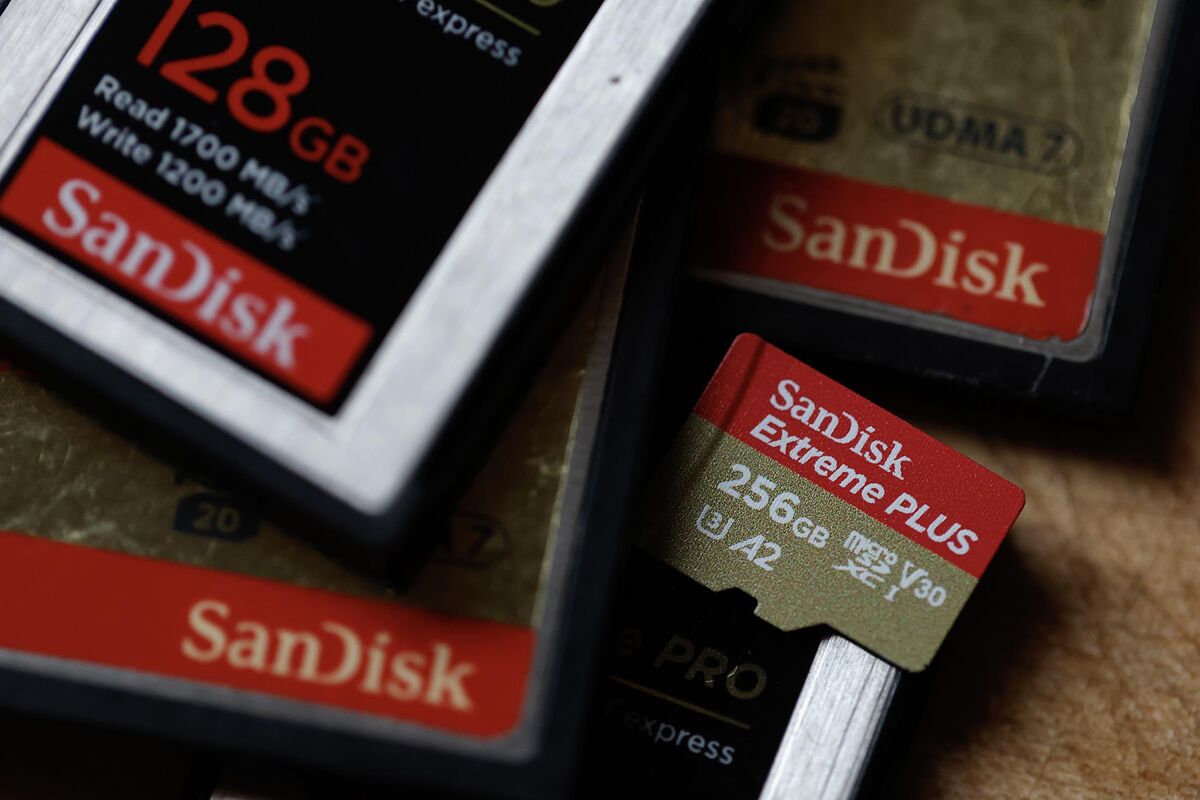 cameron_brooks5's tweet photo. Memory, Storage Trade Holds Strong

Amid a volatile start to the year, one strategy stands out as resilient: going long on memory and storage stocks. https://t.co/UbZlmF43gd