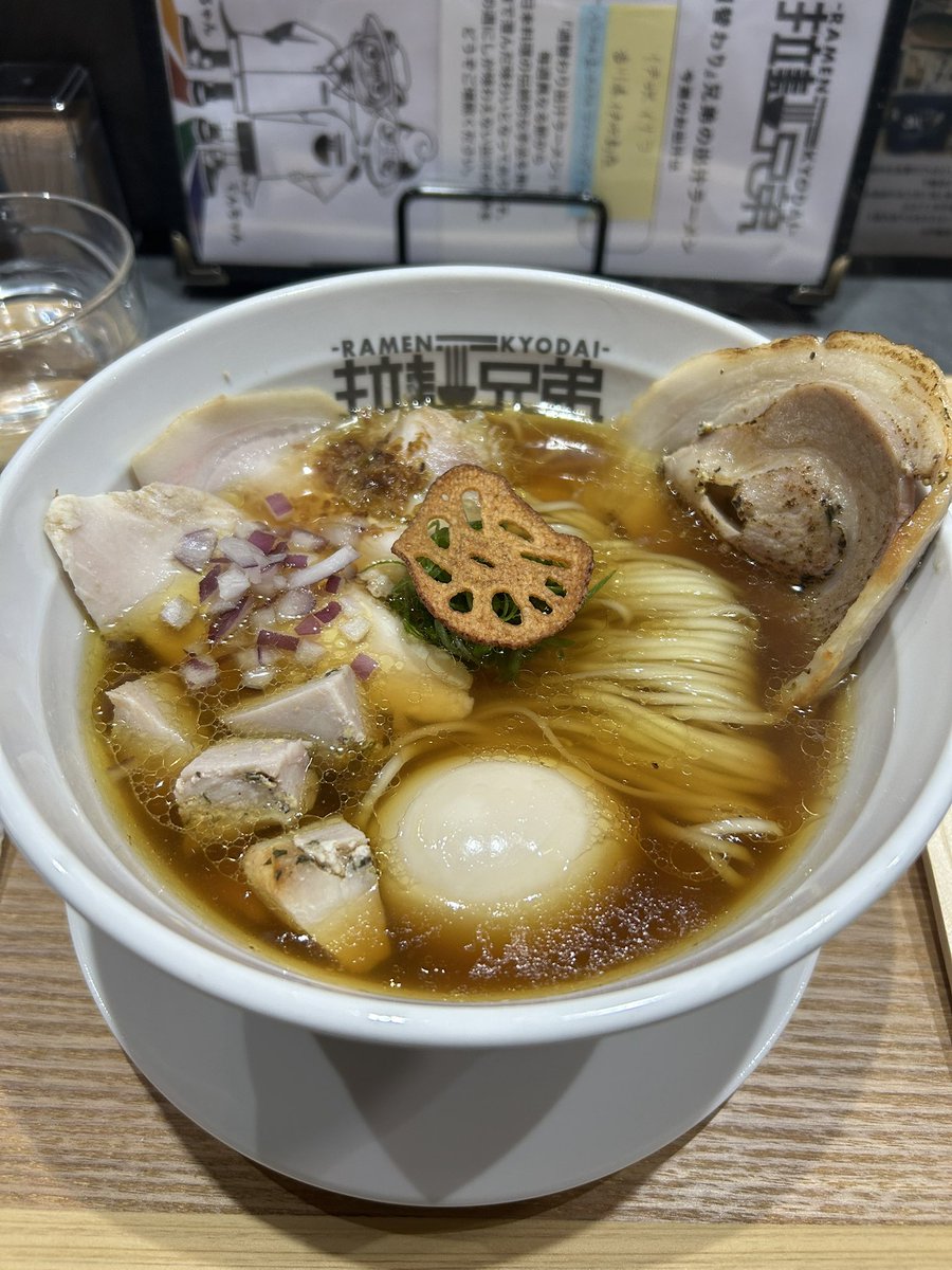 ででを tweet media