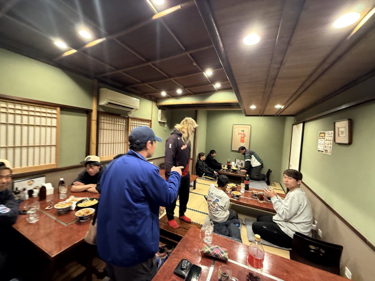 twittet66r's tweet photo. 今回は耐久戦後に波利満屋での打ち上げ

スポンサードありがとうございます

@harimaya8819 https://t.co/iIUYEkYtRv