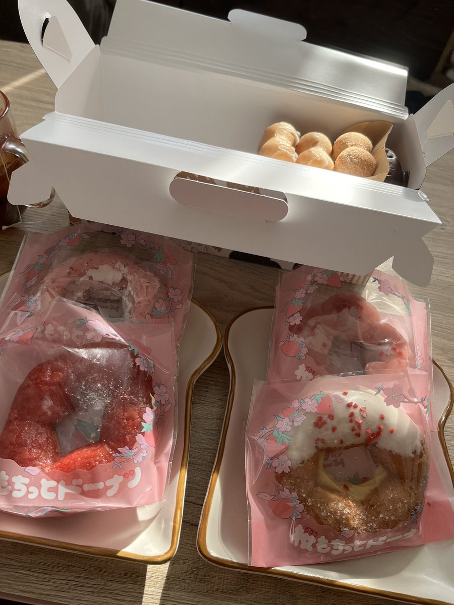 nbc_nonko's tweet photo. ずっと食べたかったやつ全制覇☺️🍩💓 https://t.co/0YsQ2WLqKy