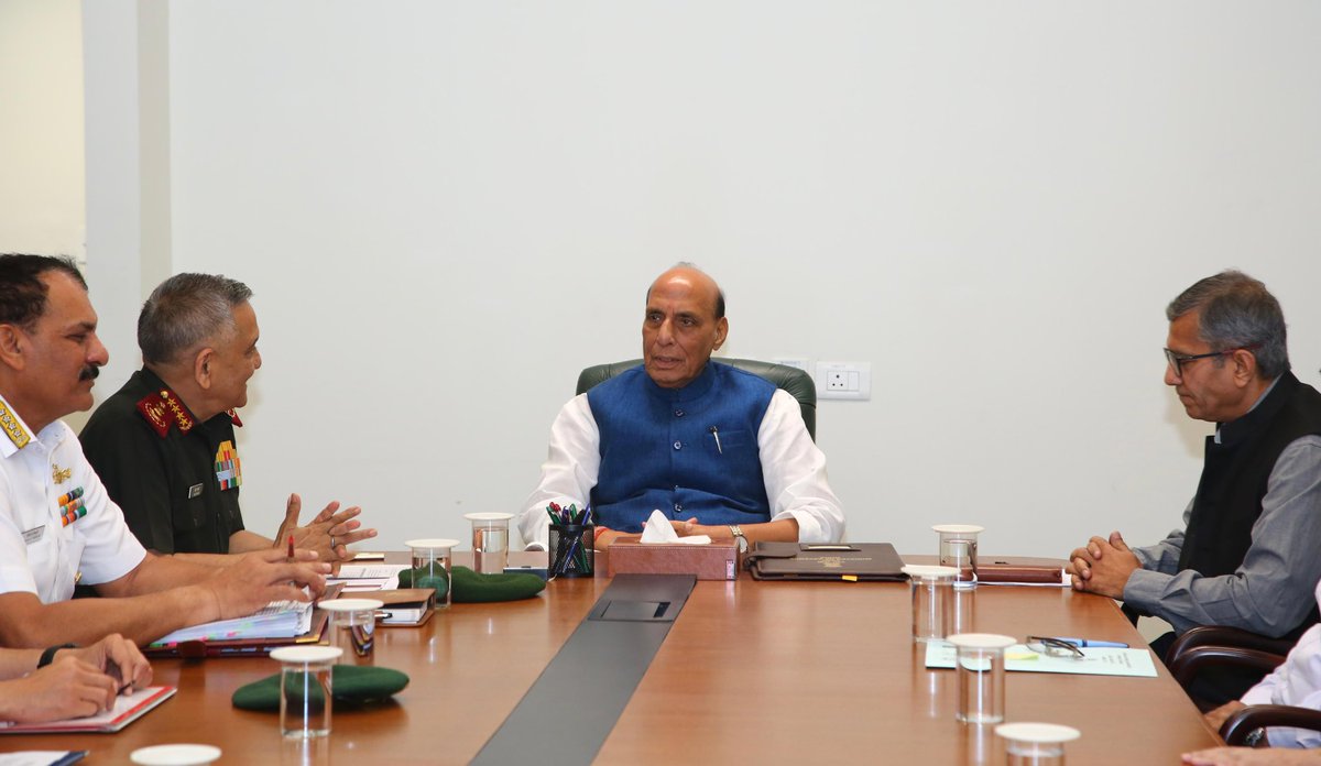 DefenceMinIndia's tweet photo. Raksha Mantri Shri @rajnathsingh reviews West Asia situation &amp; its effect on India’s defence preparedness. 

https://t.co/cRZO5y2yPw https://t.co/H9V7Tr4moq