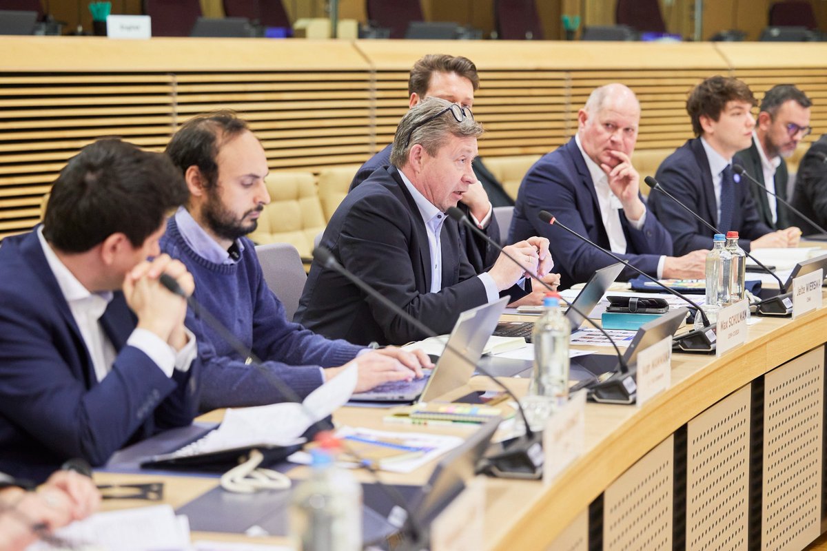 Valdis Dombrovskis tweet media