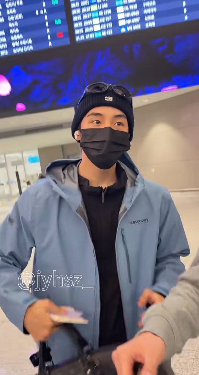 Let's WINWIN tweet media