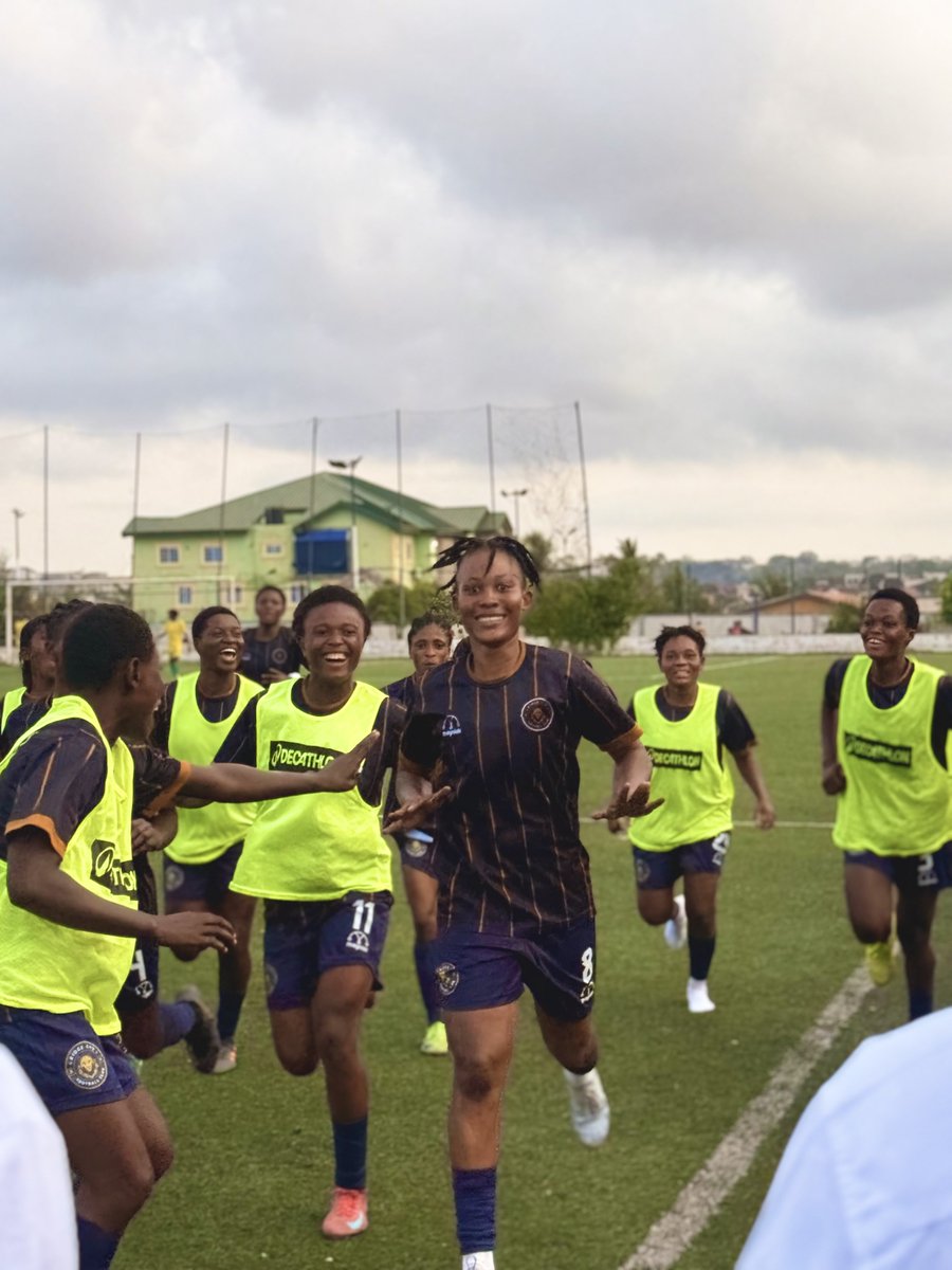 RidgeCityFC's tweet photo. Our match winner Cecilia Nyamah, celebrating her goal from our win against Immigration Ladies FC.
What a game!! ๐ช๐พ๐ช๐พ๐ช๐พ
๐๐๐พ #RCFC https://t.co/gPEUG7XDi6