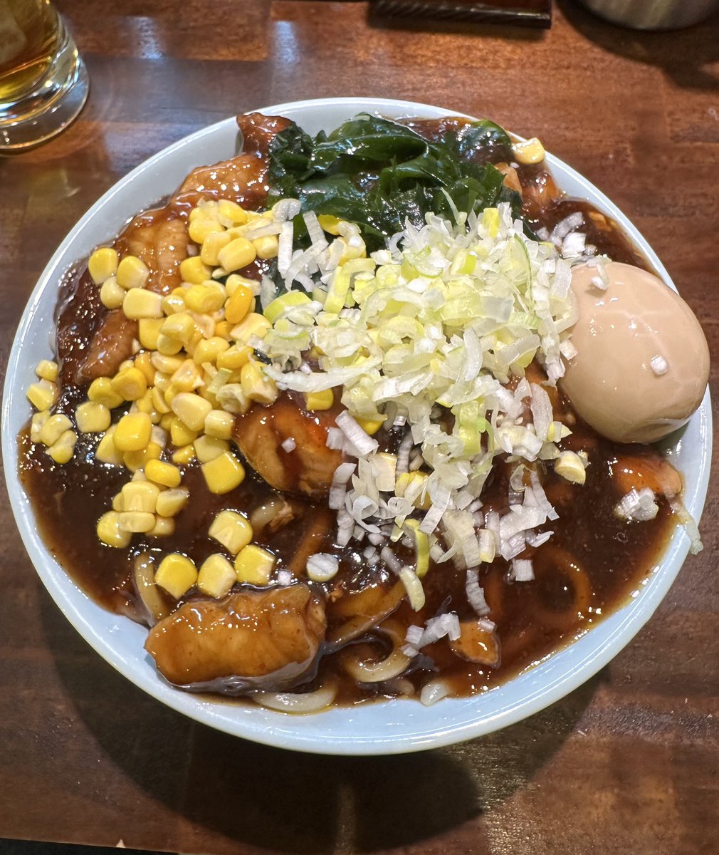 たむケイ tweet media