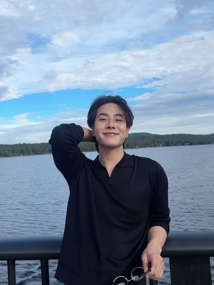 ON! kirim ke xfess.com/thairphome tweet media